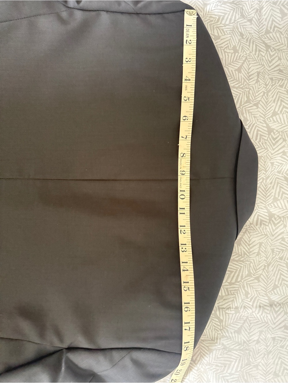 Hugo Boss Black Two-Piece Men's Suit - Picture 5 of 7